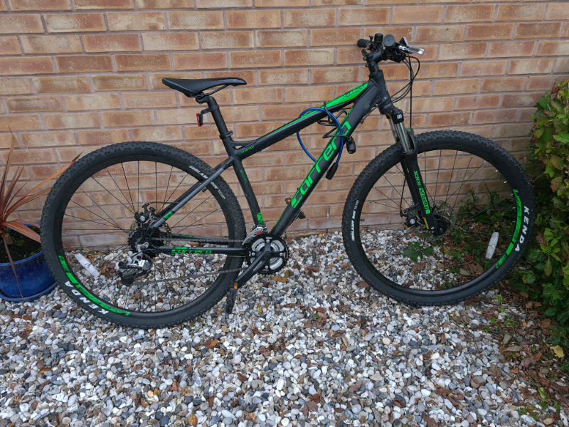 carrera hellcat black and green